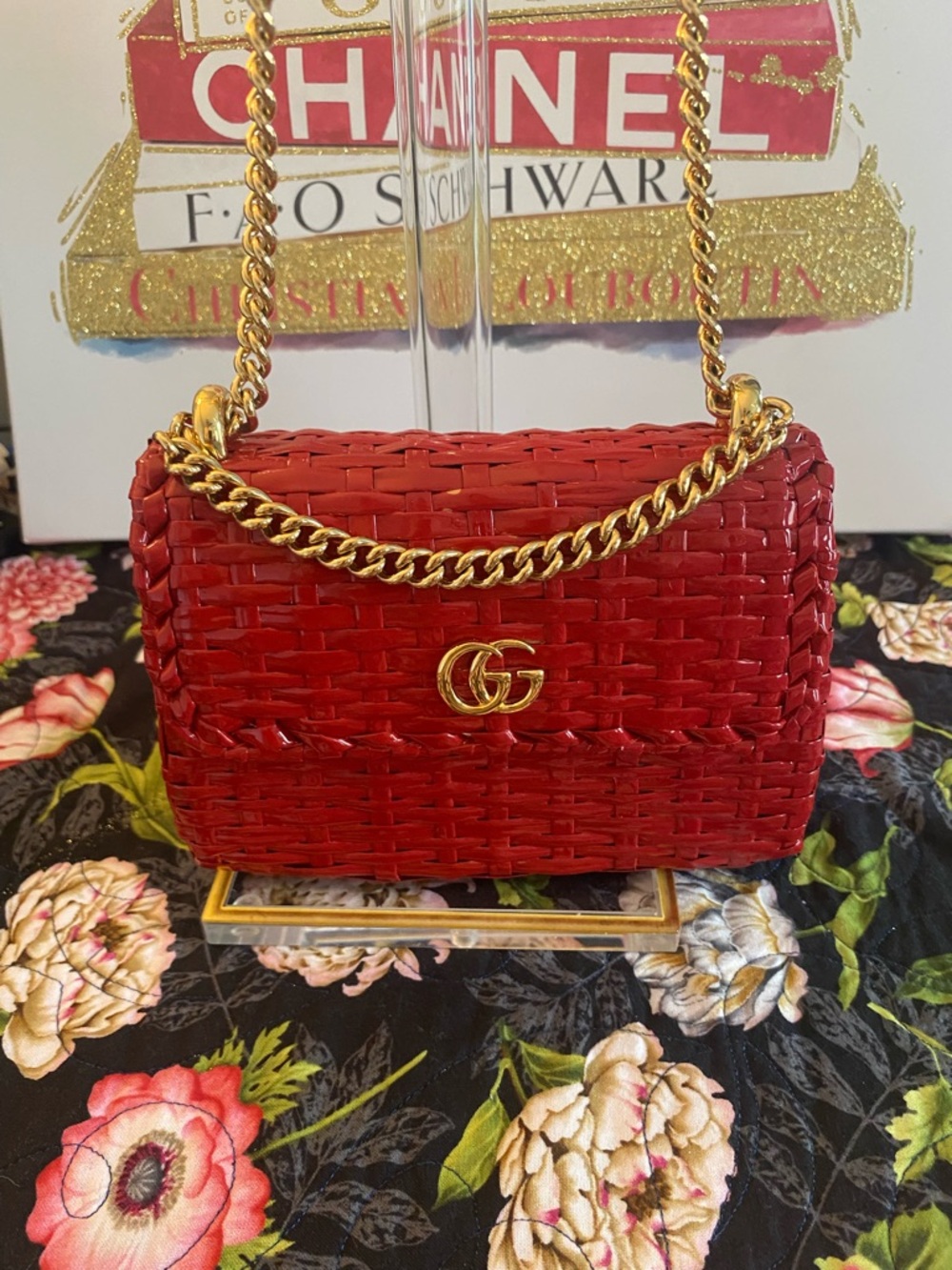 Gucci Red Wicker Woven Mormont  Shoulder Bag with Gold Chain - Picture 11 of 15